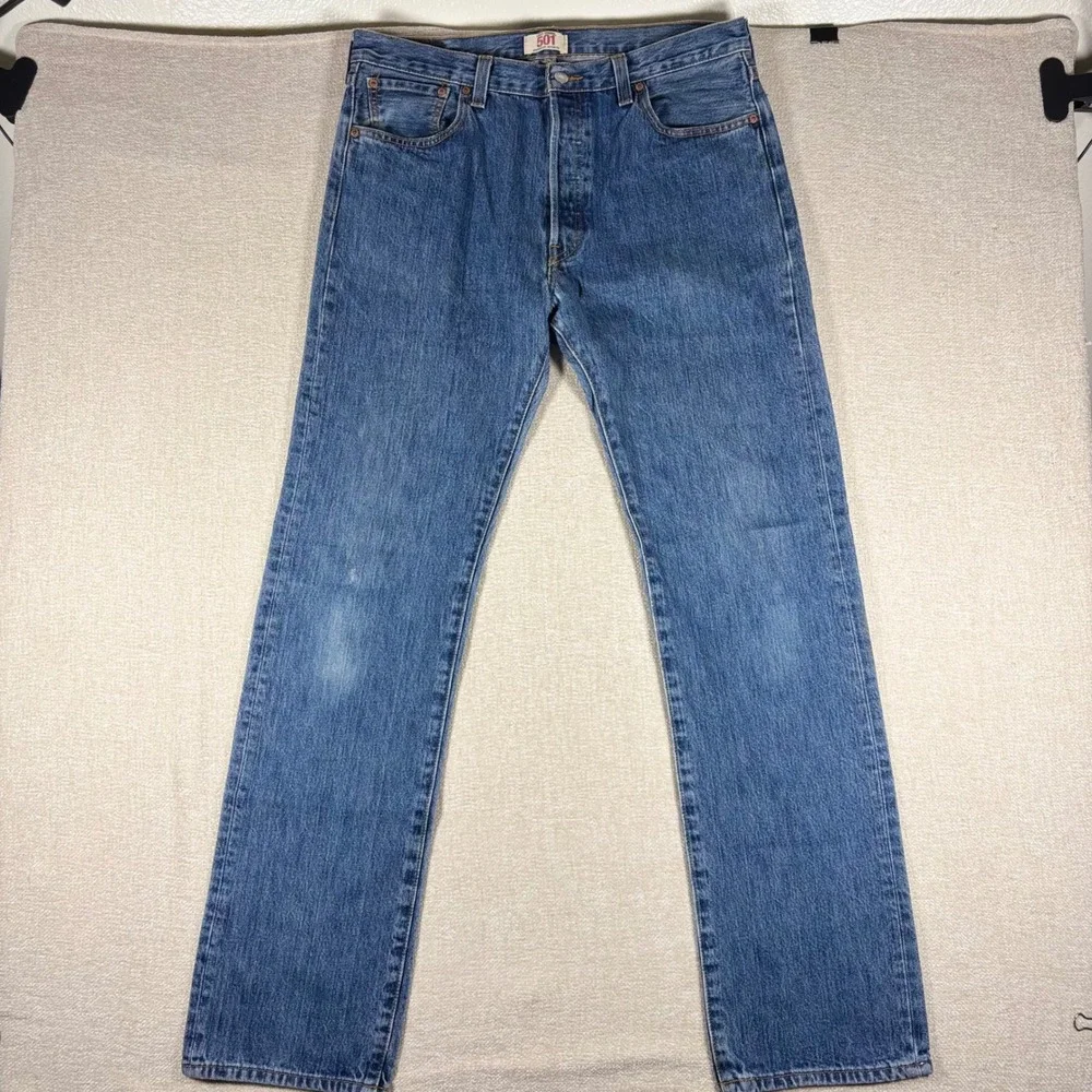 Levis 501 Mens Straight Leg Button Fly Medium Wash Denim Jeans 36x36